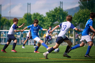 Foto de las finales del Torneo Santi Macaya de fútbol celebrado en el colegio Luis Amigó.
