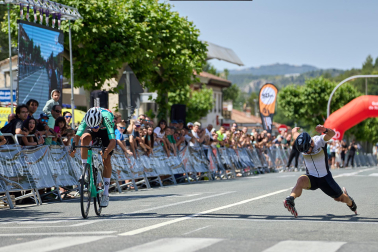 Foto de la maratón P2P de patinaje Pamplona-Puente la Reina.