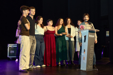 A: J.P. Urdíroz F: 06-06-2026 P: Premio Especial del Público. L: Pamplona. Civivox Pompeyo. T: Gala de entrega de premios del festival Navarra a Escena.