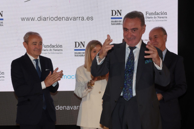 Fotos de la entrega del III Premio José Javier Uranga a Carlos Herrera