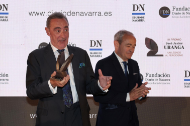 Fotos de la entrega del III Premio José Javier Uranga a Carlos Herrera
