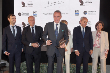Fotos de la entrega del III Premio José Javier Uranga a Carlos Herrera