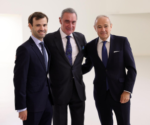 Fotos de la entrega del III Premio José Javier Uranga a Carlos Herrera