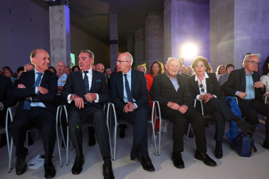 Fotos de la entrega del III Premio José Javier Uranga a Carlos Herrera