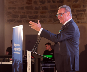 Fotos de la entrega del III Premio José Javier Uranga a Carlos Herrera