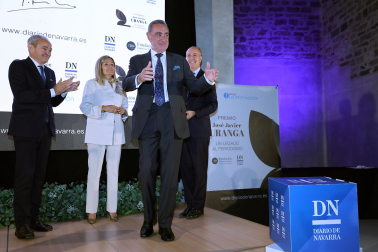 Fotos de la entrega del III Premio José Javier Uranga a Carlos Herrera