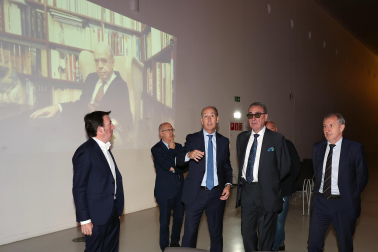 Fotos de la entrega del III Premio José Javier Uranga a Carlos Herrera