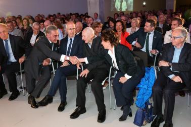 Fotos de la entrega del III Premio José Javier Uranga a Carlos Herrera
