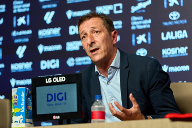 Presentación de Luís Miguel Ramis como nuevo entrenador de Osasuna
