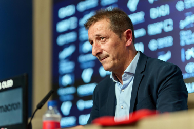 Presentación de Luís Miguel Ramis como nuevo entrenador de Osasuna