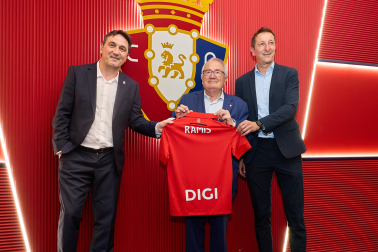 Presentación de Luís Miguel Ramis como nuevo entrenador de Osasuna