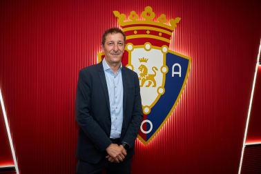 Presentación de Luís Miguel Ramis como nuevo entrenador de Osasuna