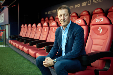 Presentación de Luís Miguel Ramis como nuevo entrenador de Osasuna