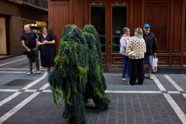 Plantón-móvil. Festival Arbola