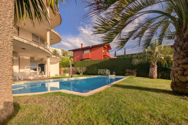 Villa de lujo en primera línea de golf en Gorraiz