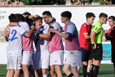 El Cantolagua regresó a Tercera División tras vencer el playoff contra el Baztan. 1-1 en la ida y 4-3 para los de Sangüesa en la vuelta.