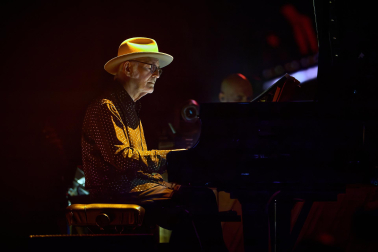 Fotos del concierto de Ludovico Einaudi en el Navarra Arena