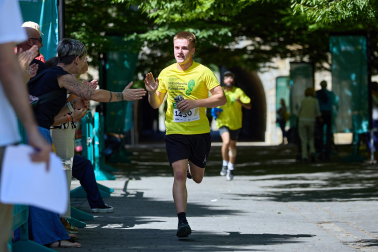 Fotos de la XII Marcha Contra el Cáncer en Pamplona