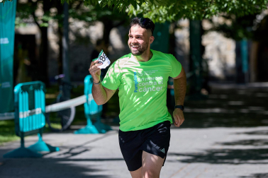 Fotos de la XII Marcha Contra el Cáncer en Pamplona