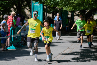 Fotos de la XII Marcha Contra el Cáncer en Pamplona