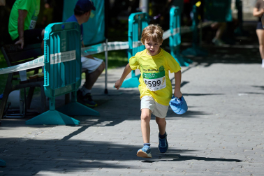 Fotos de la XII Marcha Contra el Cáncer en Pamplona