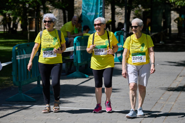 Fotos de la XII Marcha Contra el Cáncer en Pamplona