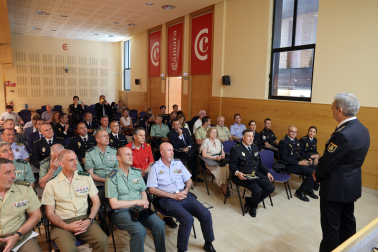 Imagen del público que asistió a la mesa redonda