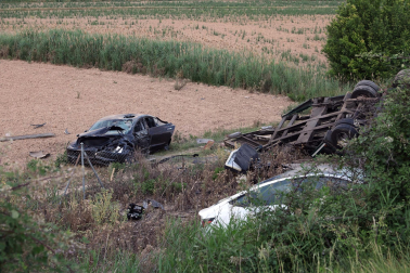 Un fallecido y un herido tras la colisión de dos camiones en la AP-68 a la altura de Murchante