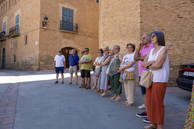 Visita guiada por los atractivos barrocos de Villafranca durante la presentación del número 83 de la revista 'Conocer Navarra'