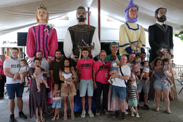 El ciclista Igor Arrieta prendió la mecha de las fiestas de Uharte Arakil este viernes, 19 de junio