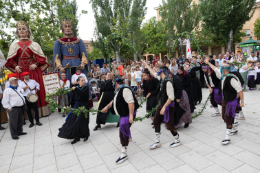 El Barrio de Lourdes celebró el inicio de las fiestas de San Juan con el cohete de este viernes 19 de junio