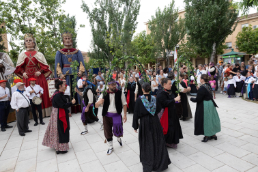 El Barrio de Lourdes celebró el inicio de las fiestas de San Juan con el cohete de este viernes 19 de junio