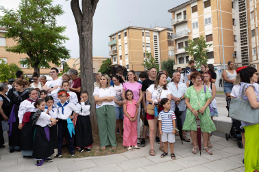 El Barrio de Lourdes celebró el inicio de las fiestas de San Juan con el cohete de este viernes 19 de junio