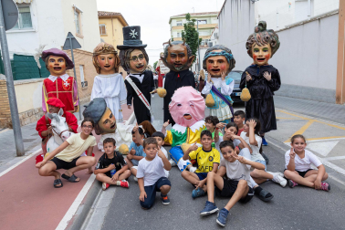 El Barrio de Lourdes celebró el inicio de las fiestas de San Juan con el cohete de este viernes 19 de junio