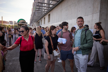 Foto de la OPE de maestros en la Universidad Pública de Navarra.