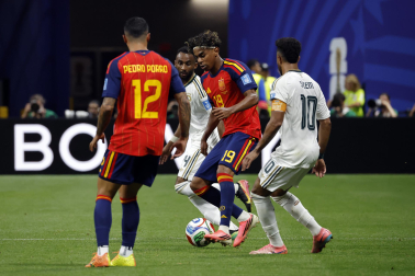 Galería de fotos del partido España 4-0 Arabia Saudí