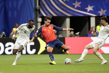 Galería de fotos del partido España 4-0 Arabia Saudí