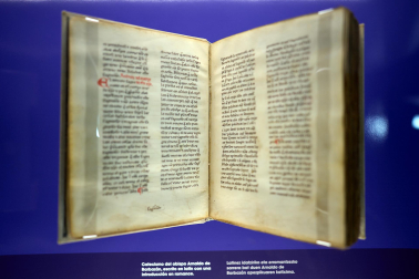Fotos de la muestra 'Romanz. En lengoage de Navarra' en el Archivo de Navarra