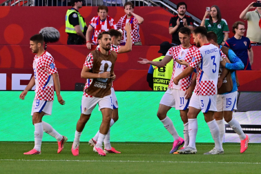 Fotos del debut goleador de Budimir en el Mundial.