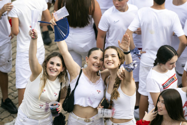 Fotos del chupinazo de fiestas de Barañáin 2026