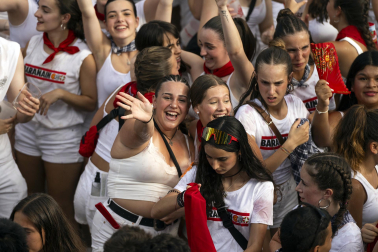 Fotos del chupinazo de fiestas de Barañáin 2026