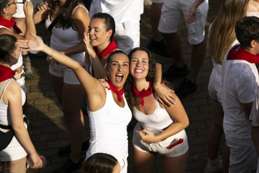 Fotos del chupinazo de fiestas de Barañáin 2026