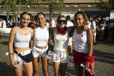Fotos del chupinazo de fiestas de Barañáin 2026