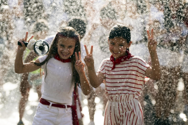 Fotos del chupinazo de fiestas de Barañáin 2026