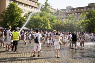 Fotos del chupinazo de fiestas de Barañáin 2026