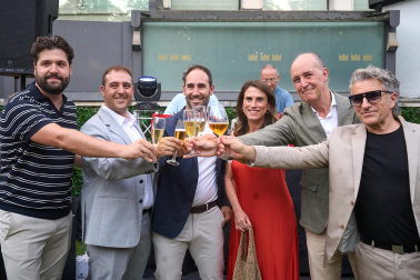 El hotel Tres Reyes acogió este miércoles, 24 de junio, 'La noche de las empresas' organizada por Diario de Navarra