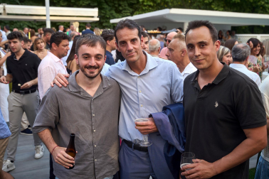 El hotel Tres Reyes acogió este miércoles, 24 de junio, 'La noche de las empresas' organizada por Diario de Navarra