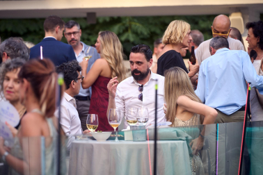 El hotel Tres Reyes acogió este miércoles, 24 de junio, 'La noche de las empresas' organizada por Diario de Navarra