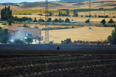 Foto del incendio junto a la Ciudad del Transporte.