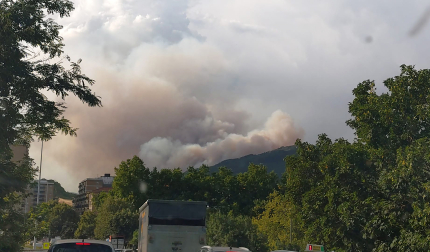 Foto del incendio al norte del monte San Cristóbal
